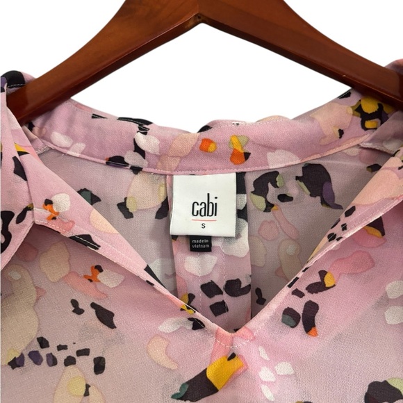 CAbi Pounce Top Pink Exotic S - Picture 5 of 8